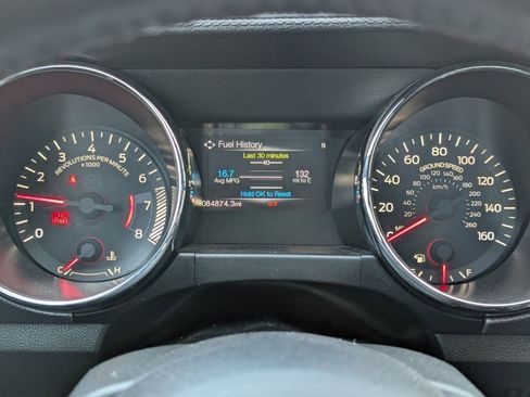 Used 2015 Ford Mustang GT image 17