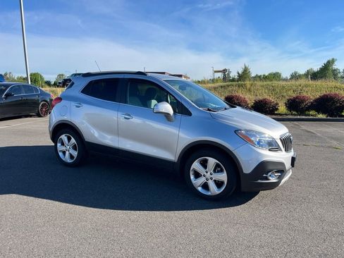 Used 2016 Buick Encore Leather FWD image 2
