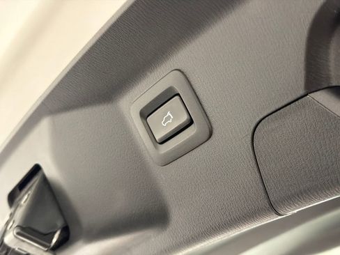 Used 2023 MAZDA CX-9 Grand Touring image 9