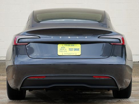 Used 2024 Tesla Model 3 RWD image 11
