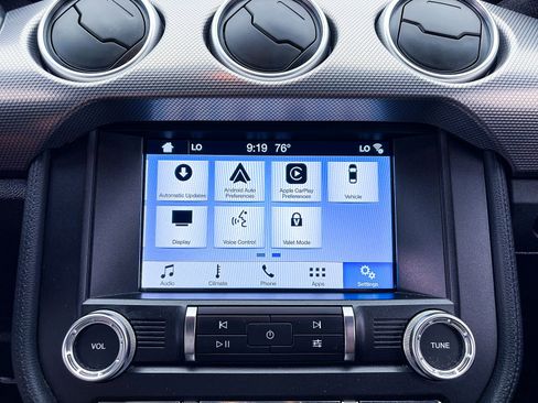 Used 2019 Ford Mustang Coupe w/ Equipment Group 101A RWD image 18
