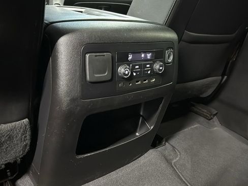 Used 2019 Chevrolet Tahoe Premier image 28