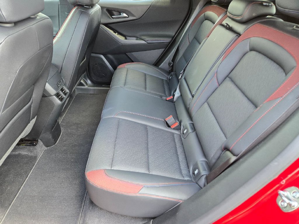 Used 2026 Chevrolet Equinox RS w/ Convenience Package III FWD image 17
