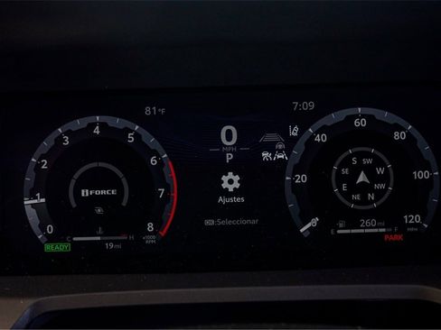 Used 2025 Toyota Tacoma TRD Sport image 19