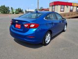 Used 2018 Chevrolet Cruze LT w/ Sun And Sound Package image 6