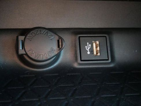 Certified 2025 Toyota RAV4 XLE AWD/4WD image 21