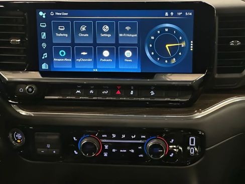 Certified 2024 Chevrolet Silverado 1500 LT Trail Boss w/ Convenience Package II image 28