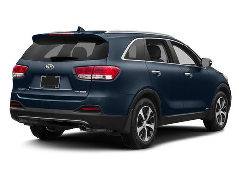 Used 2018 Kia Sorento EX FWD image 2