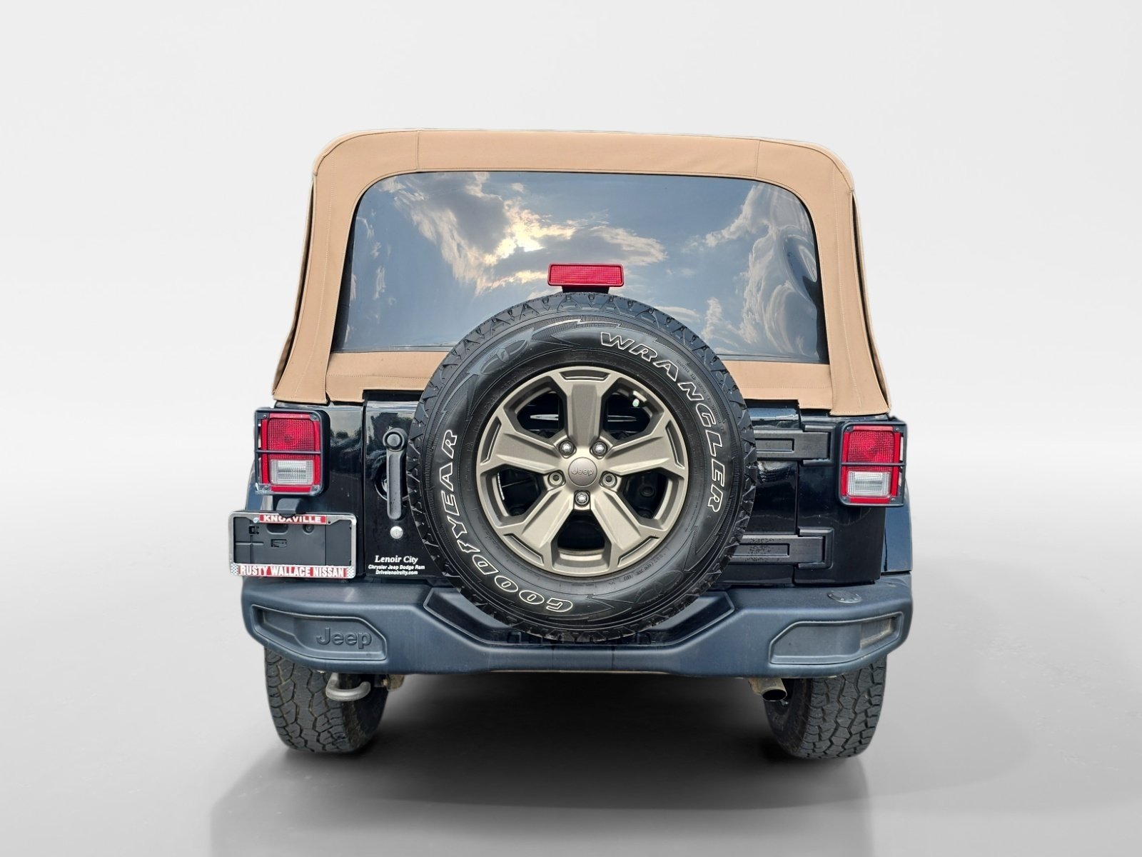 Used 2018 Jeep Wrangler Unlimited Sport AWD/4WD image 4