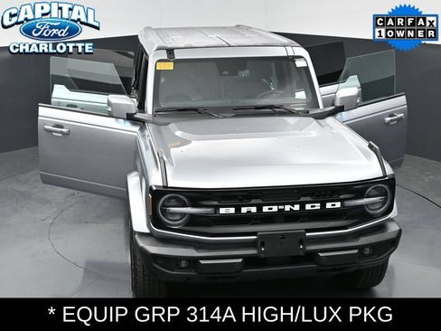 Used 2024 Ford Bronco Outer Banks AWD/4WD image 33