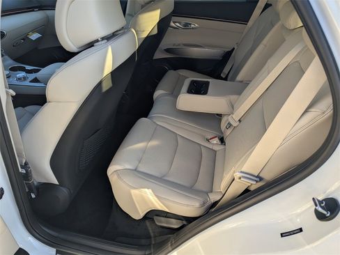 New 2026 Genesis GV70 2.5T Select image 12