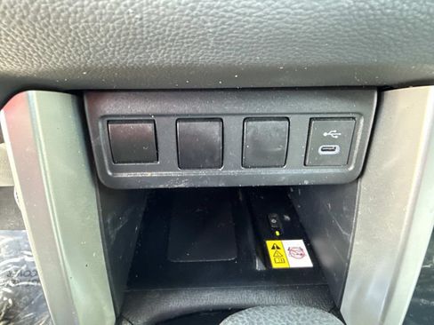 Used 2023 Toyota Corolla Cross AWD Hybrid image 31
