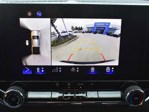 Used 2023 Chevrolet Colorado Trail Boss w/ LPO, Dark Essentials Package image 26