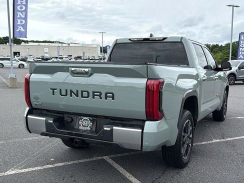 Used 2026 Toyota Tundra Limited AWD/4WD image 7