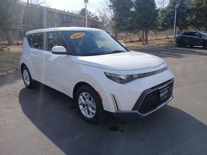 Certified 2025 Kia Soul LX w/ LX Technology Package