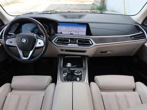 Used 2020 BMW X7 xDrive40i w/ Premium Package AWD/4WD image 11