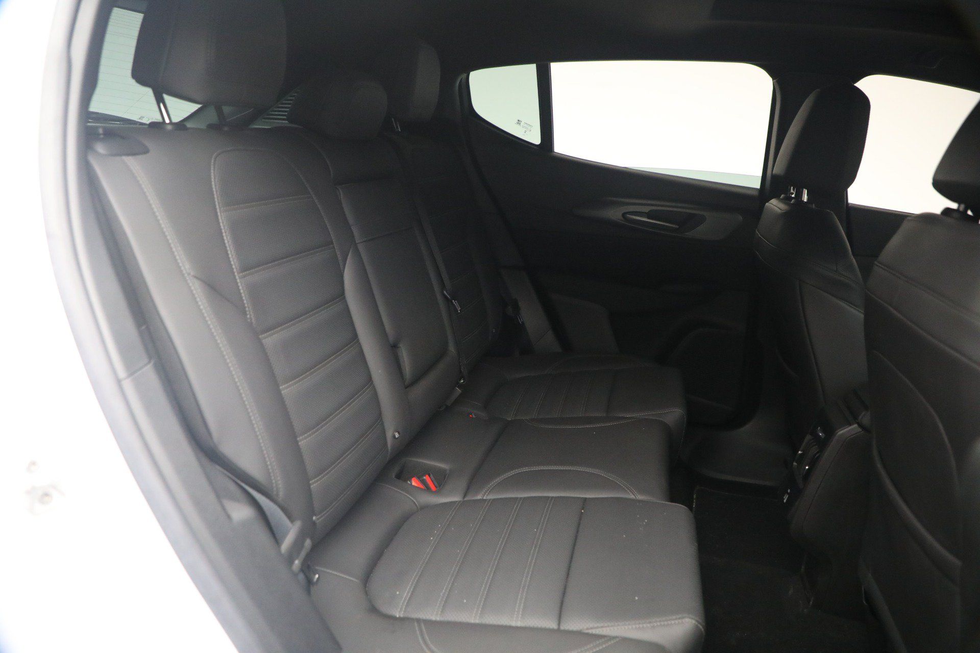 Used 2024 Alfa Romeo Tonale Ti w/ Premium Interior Package AWD/4WD image 19