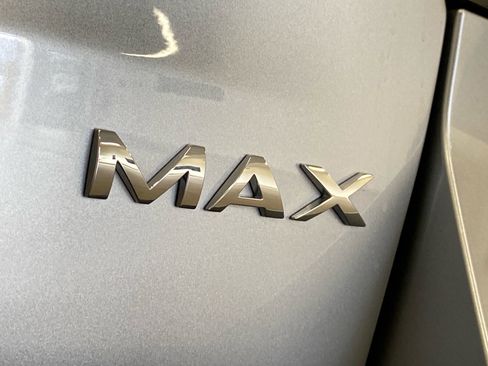 Used 2023 Ford Expedition Max XLT image 8