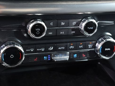Used 2022 Ford F150 Lariat w/ Equipment Group 501A Mid AWD/4WD image 29