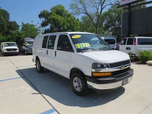 Used 2024 Chevrolet Express 2500 w/ Driver Convenience Package image 1