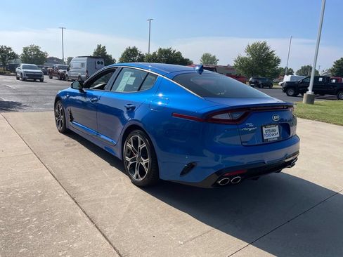 Used 2018 Kia Stinger GT1 AWD/4WD image 7