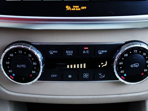 Used 2015 Mercedes-Benz ML 350 2WD image 32