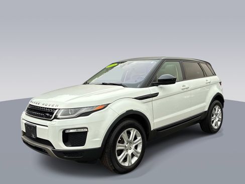 Used 2018 Land Rover Range Rover Evoque AWD/4WD image 3