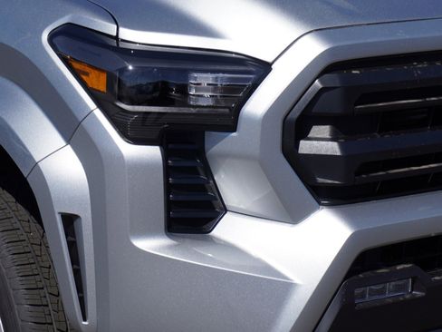 New 2025 Toyota Tacoma SR5 image 3
