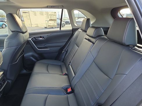 New 2025 Toyota RAV4 XLE Premium image 9