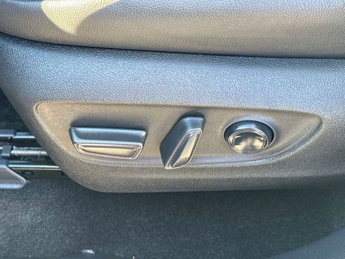 Used 2024 Toyota Grand Highlander XLE image 50