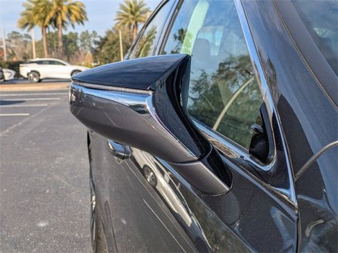 Used 2025 Lexus ES 350 w/ Premium Package image 12