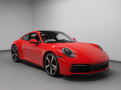 Certified 2024 Porsche 911 Carrera S RWD image 10