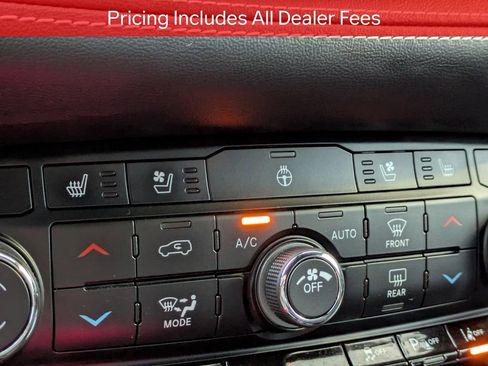 Used 2022 Dodge Durango SRT w/ Technology Group AWD/4WD image 27