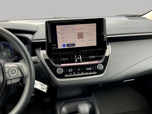 Used 2026 Toyota Corolla LE FWD image 7
