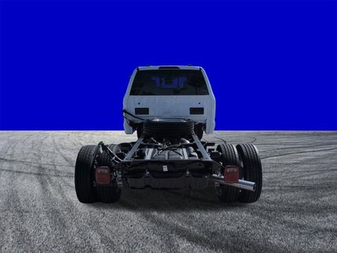 New 2026 Ford F450 XL w/ XL Chrome Package image 5