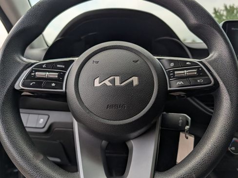 Used 2023 Kia Forte LXS FWD image 20