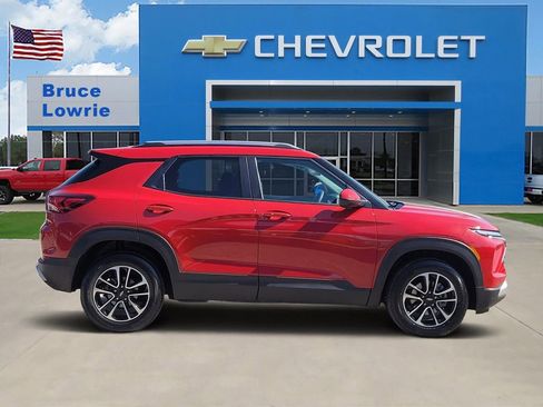 Used 2026 Chevrolet TrailBlazer LT AWD/4WD image 6