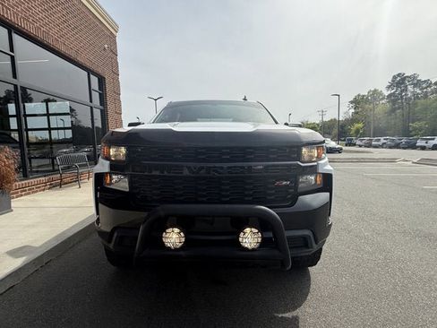 Used 2020 Chevrolet Silverado 1500 Custom Trail Boss w/ Custom Convenience Package image 9