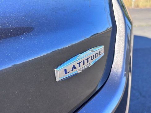 Used 2019 Jeep Compass Latitude w/ Cold Weather Group image 8