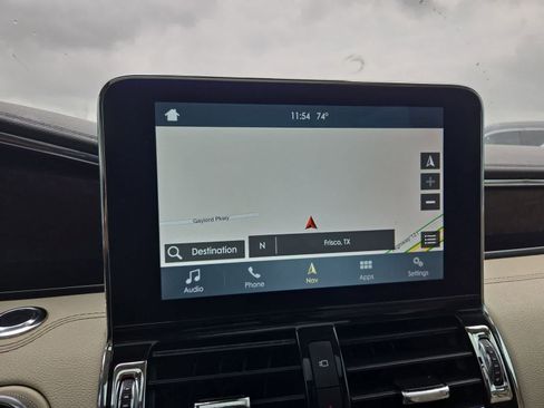Used 2019 Lincoln Navigator Reserve AWD/4WD image 28