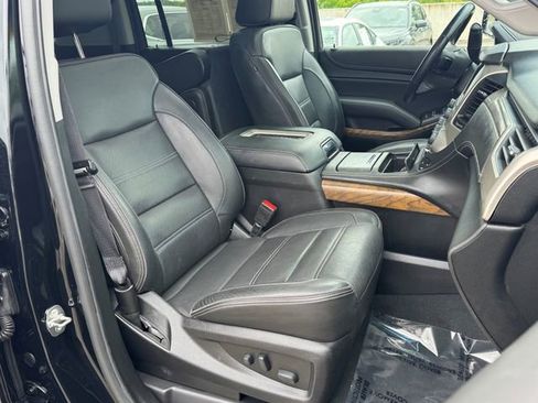 Used 2019 GMC Yukon XL Denali AWD/4WD image 10