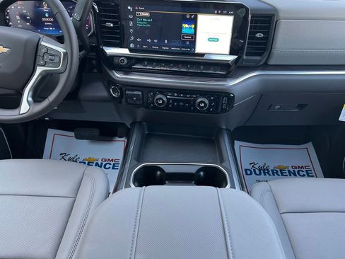 New 2026 Chevrolet Silverado 2500 LTZ w/ LTZ Convenience Package AWD/4WD image 7