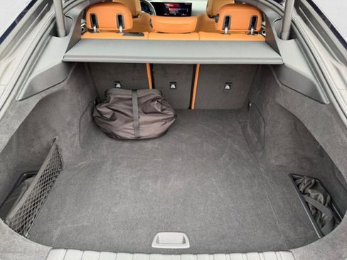 Used 2023 BMW i4 eDrive40 w/ M Sport Package image 19