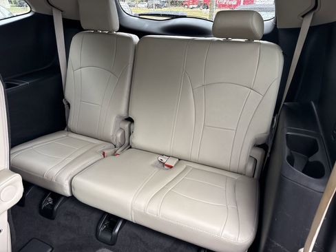 Used 2020 Buick Enclave Essence FWD image 11