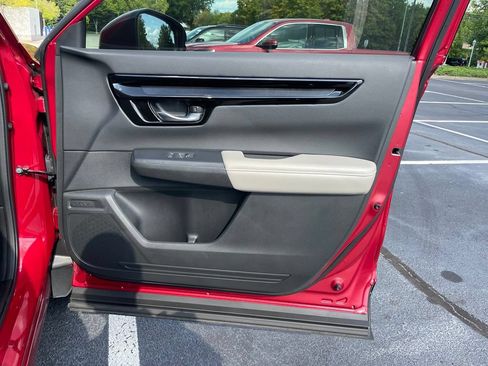 Certified 2025 Honda CR-V EX-L image 29