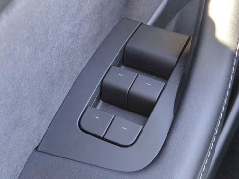 Used 2022 Tesla Model 3 Long Range image 22