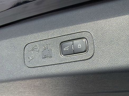 New 2026 Lincoln Aviator AWD image 15