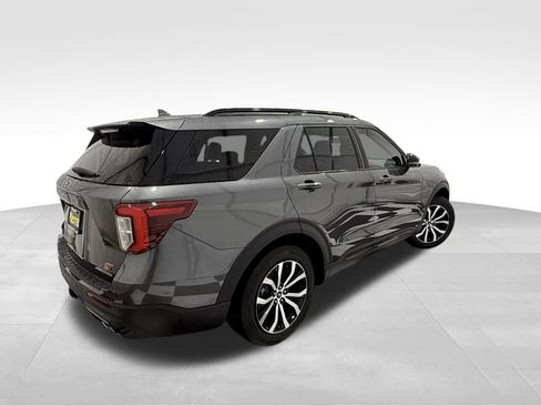 Used 2020 Ford Explorer ST w/ Premium Technology Package image 8