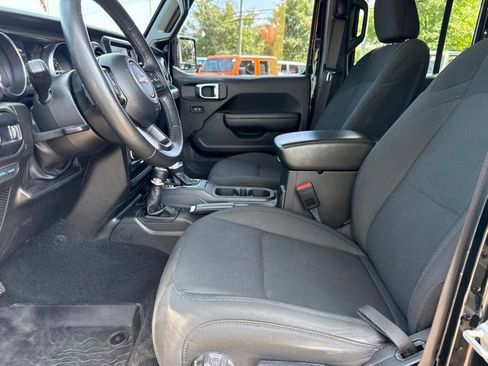 Used 2023 Jeep Wrangler Unlimited w/ Cold Weather Group AWD/4WD image 23