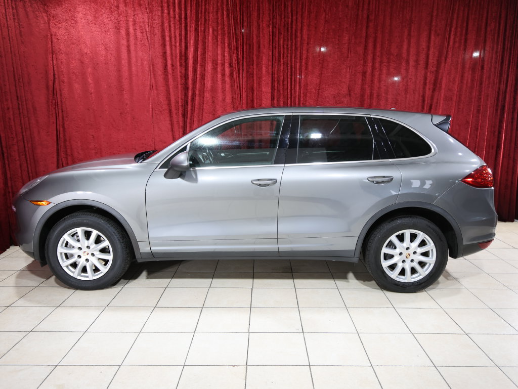 Used 2014 Porsche Cayenne AWD/4WD image 4